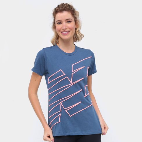 Blusa-New-Balance-Rlntls-Crew-|-Feminino Blusa-New-Balance-Rlntls-Crew-|-Feminino