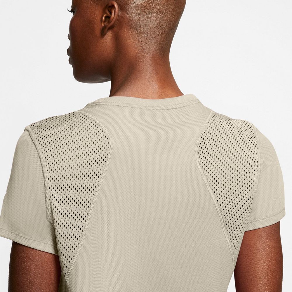 Blusa-Nike-Run-Top--Feminino Blusa-Nike-Run-Top--Feminino