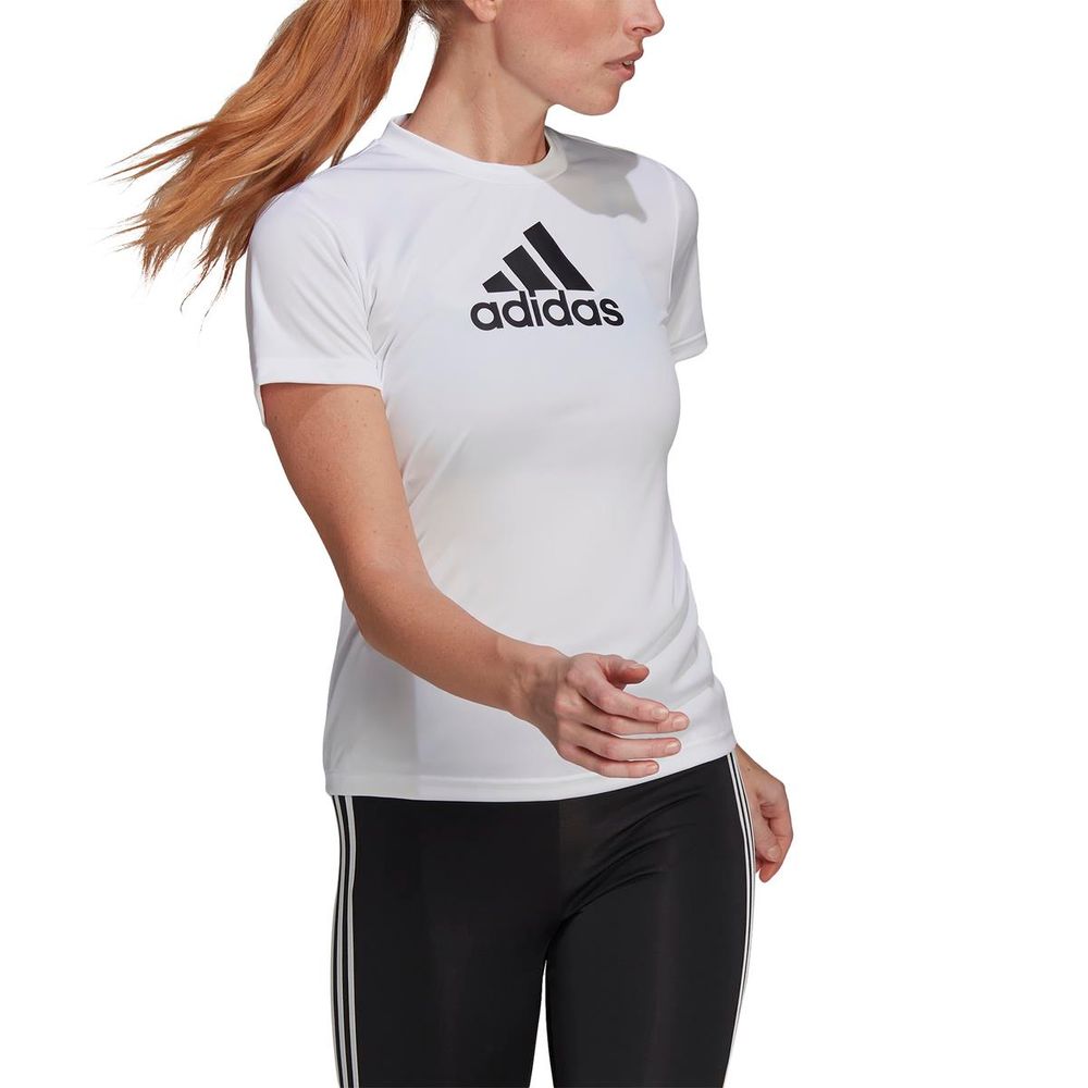 Camiseta-Adidas-Essentials-Logo-Feminina