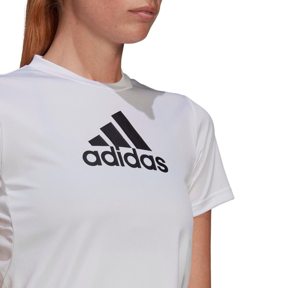 Camiseta-Adidas-Essentials-Logo-Feminina