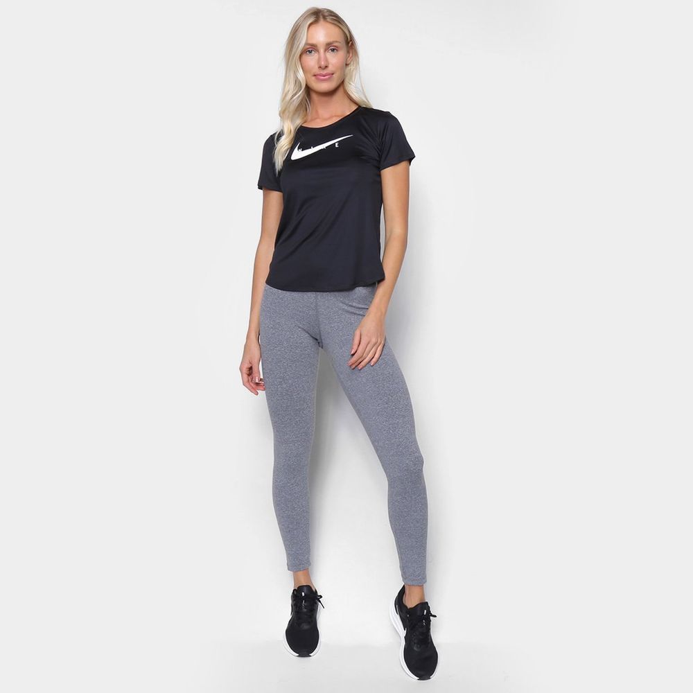 Camiseta-Nike-Swoosh-Run-Feminina Camiseta-Nike-Swoosh-Run-Feminina