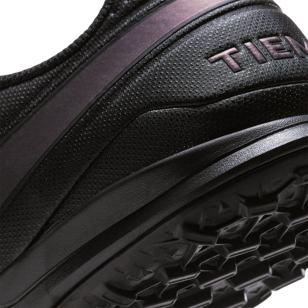 Chuteira-Nike-Legend-8-Academy--Masculino-