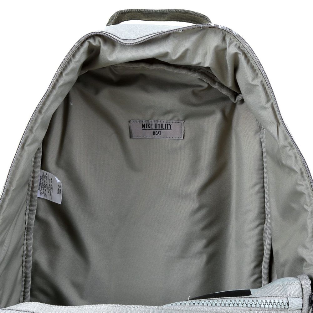 Mochila-Nike-Utility-Heat-Bkpk-Unisex- Mochila-Nike-Utility-Heat-Bkpk-Unisex-