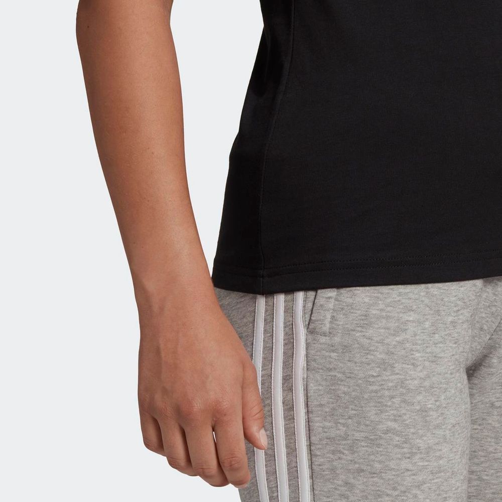 Camiseta-Adidas--Loungewear-Essentials-fem