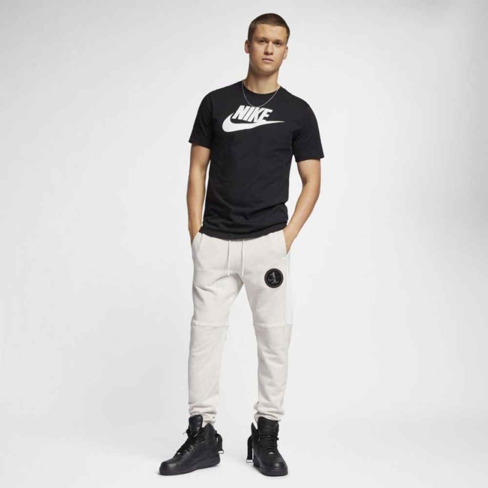 Camiseta Nike Sportswear Icon Futura Masculina Camiseta Nike Sportswear Icon Futura Masculina