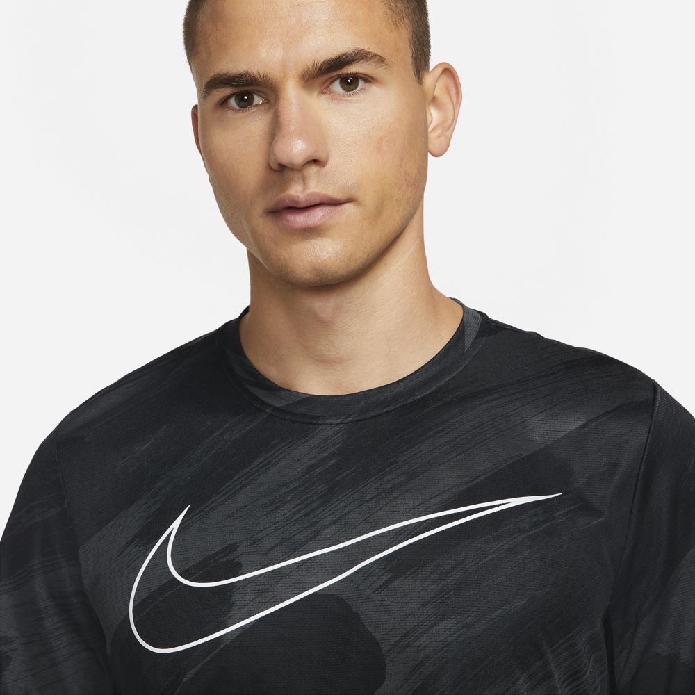 Camiseta-Nike-Pro-Dri-FIT-SuperSet-Sport-Clash-Masculina Camiseta-Nike-Pro-Dri-FIT-SuperSet-Sport-Clash-Masculina