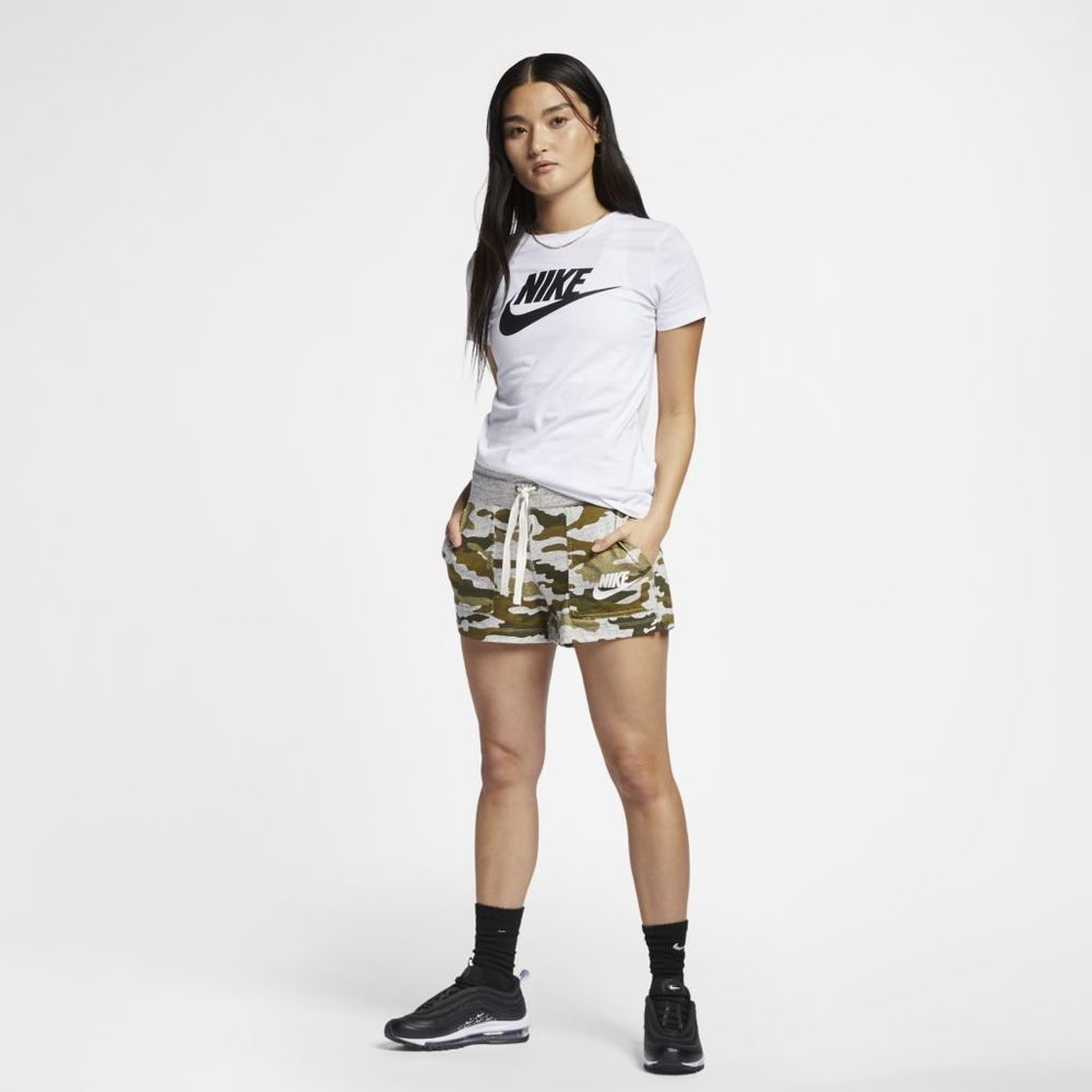Camiseta-Nike-Sportswear-Essential-Feminina