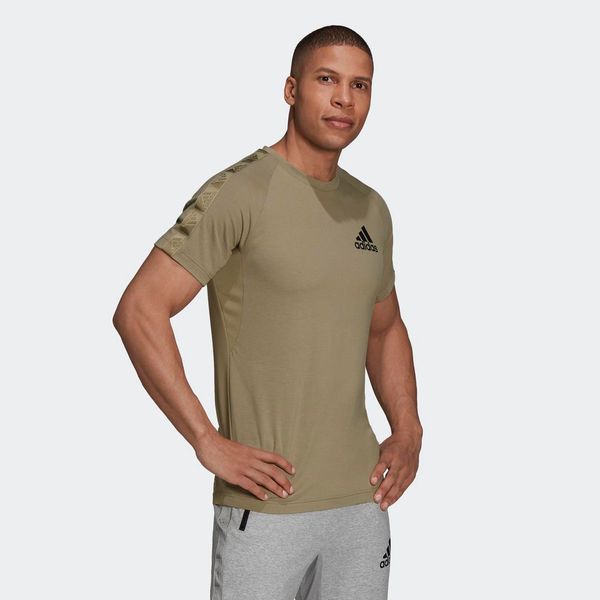 Camiseta-Adidas-Designed-to-Move-Sport-Motion-Logo-Masculina-