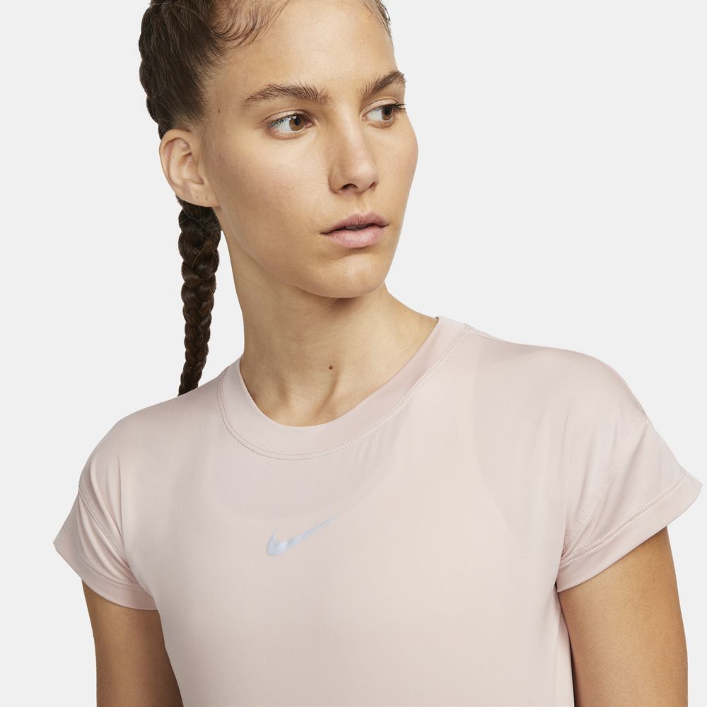 Camiseta-Nike-Dri-FIT-Run-Division-Feminina