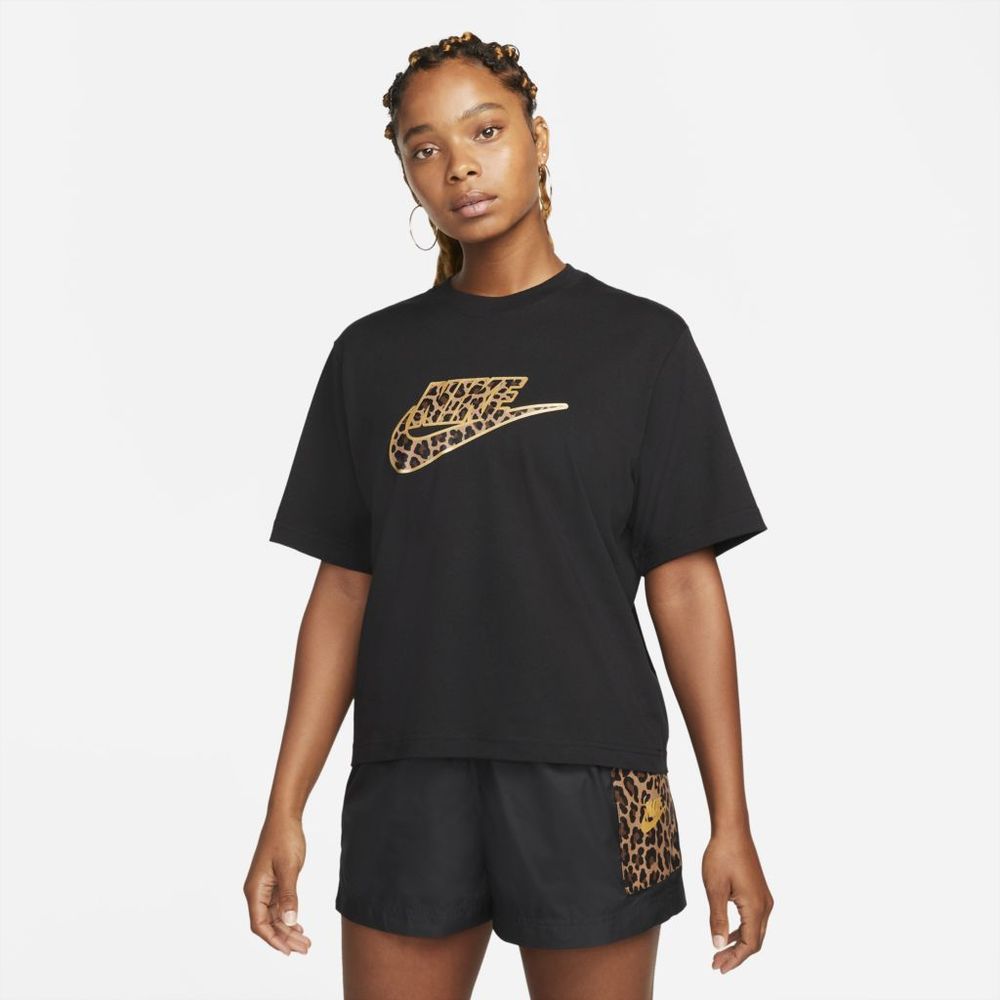 Camiseta-Nike-Sportswear-Feminina