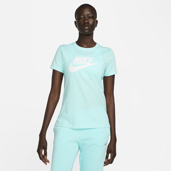Camiseta-Nike-Sportswear-Essential-Feminina