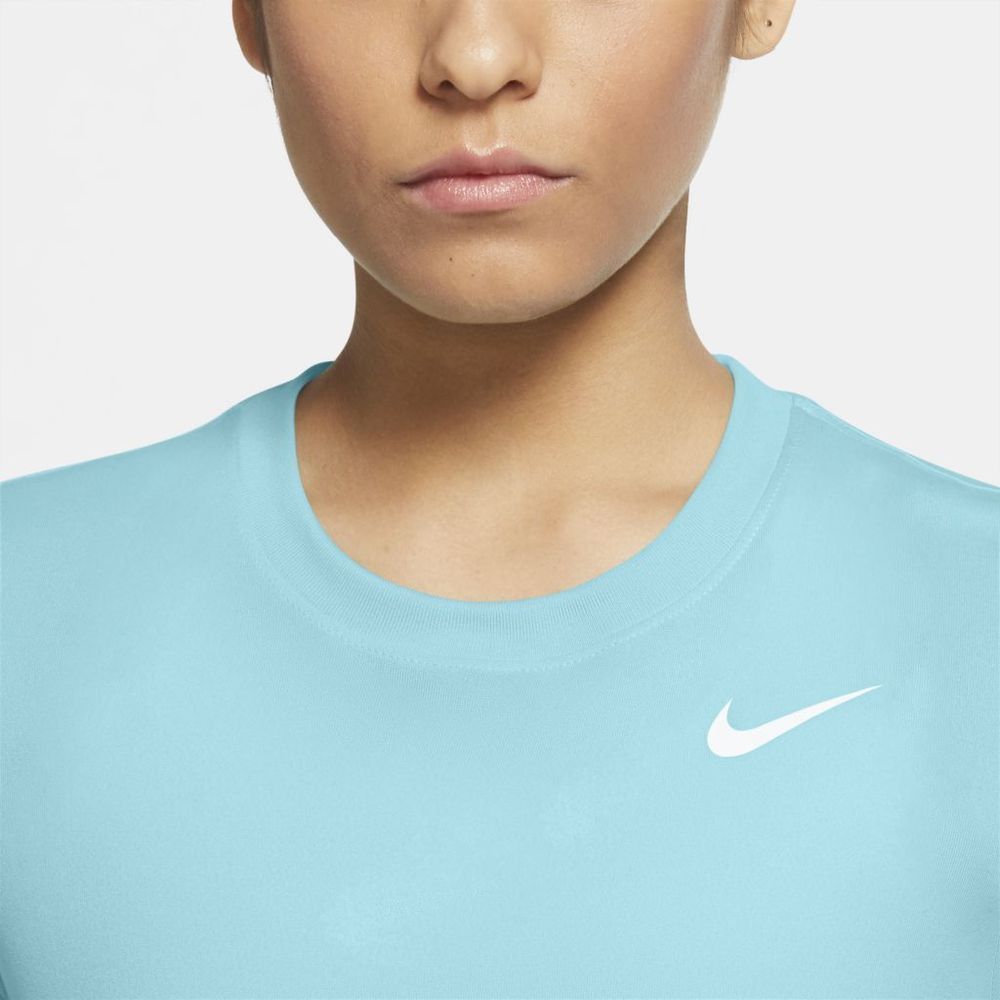 Camiseta-Nike-Dri-FIT-Legend-Feminina Camiseta-Nike-Dri-FIT-Legend-Feminina