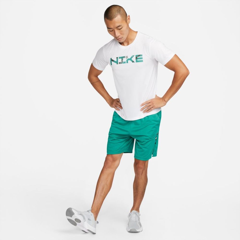 Camiseta-Nike-Dri-FIT-Sport-Clash-Masculina