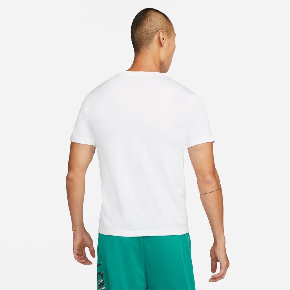 Camiseta-Nike-Dri-FIT-Sport-Clash-Masculina