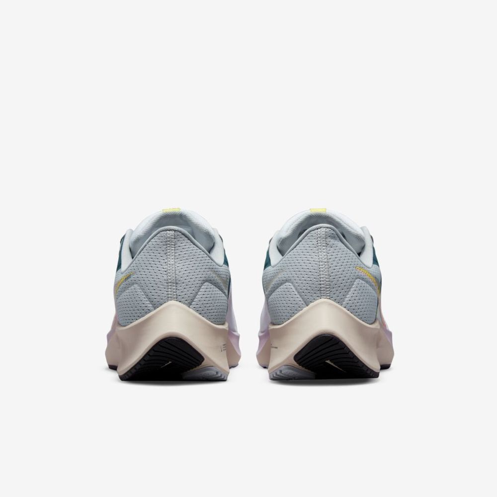 Tenis-Nike-Air-Zoom-Pegasus-38-Premium-Feminino