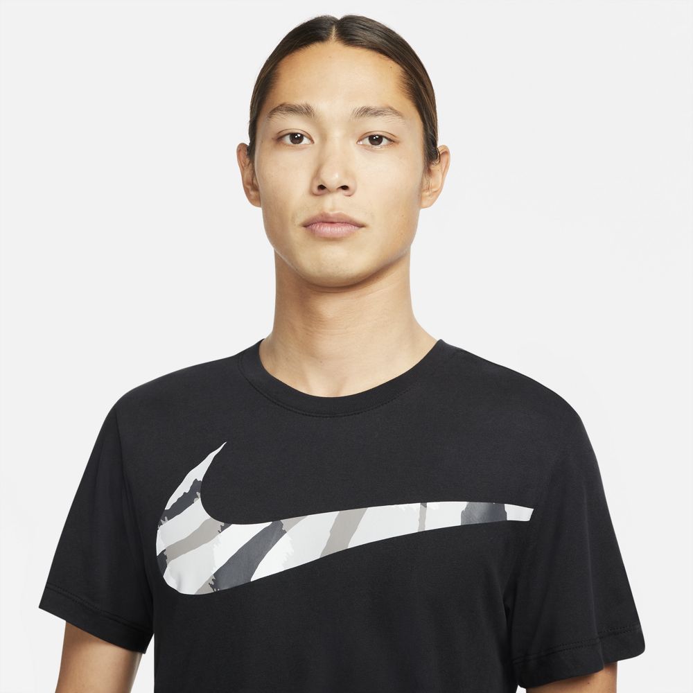 Camiseta-Nike-Dri-FIT-Sport-Clash-Masculina Camiseta-Nike-Dri-FIT-Sport-Clash-Masculina