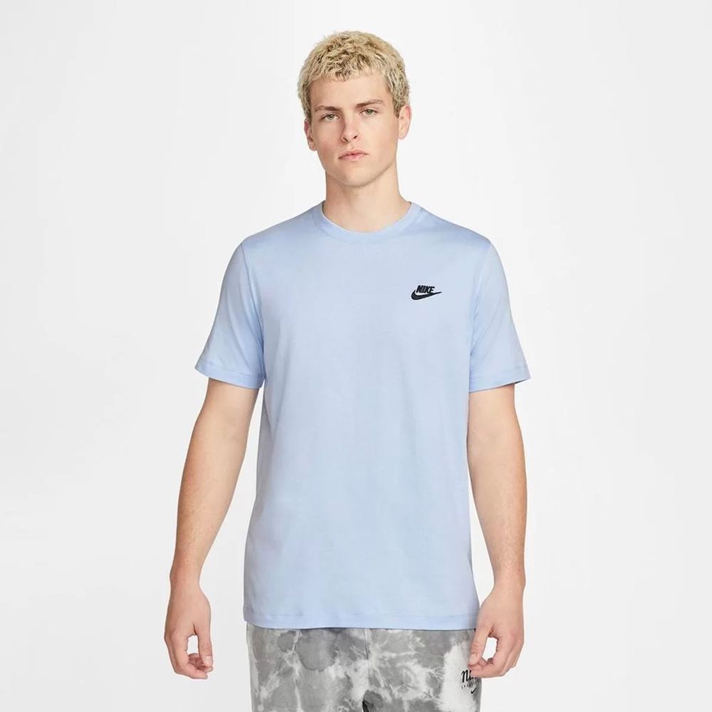 Camiseta-Nike-Sportswear-Club-Masculina