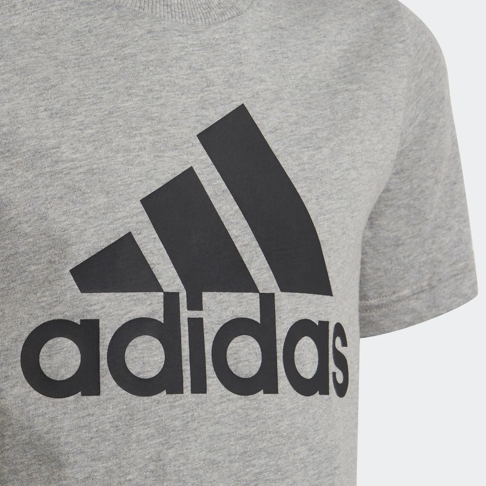 Camiseta-Adidas-Essentials