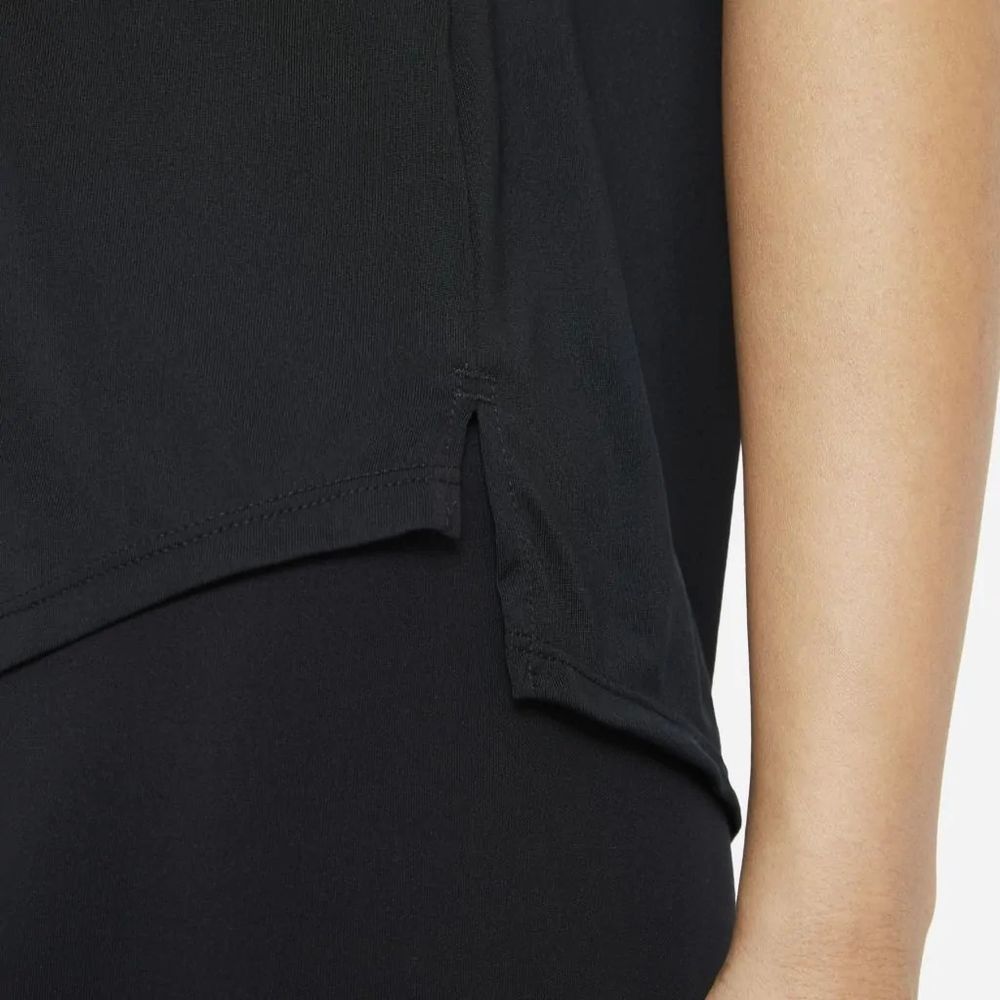 Regata-Nike-Dri-FIT-One-Feminina