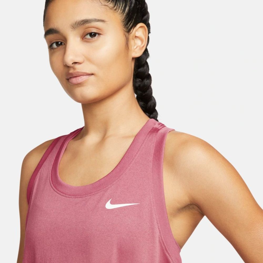 Regata-Nike-Dri-FIT-Feminina