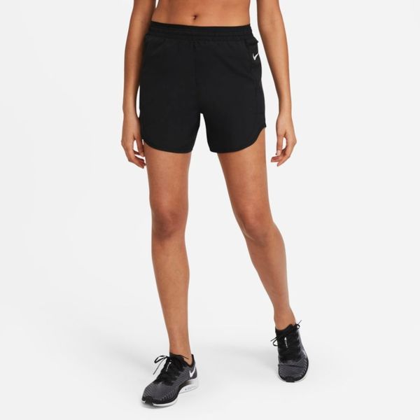 Short-Nike-Tempo-Luxe-Feminino