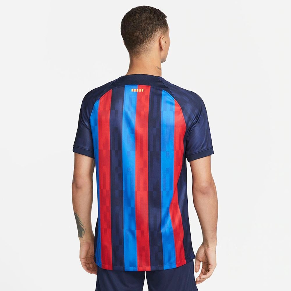 Camisa-Nike-Barcelona-I-2022.23-Torcedor-Masculina