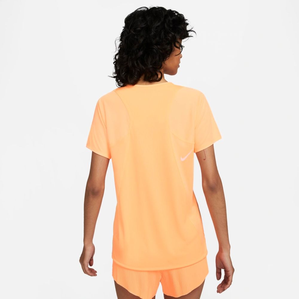 Camiseta-Nike-Dri-FIT-Race-Feminina