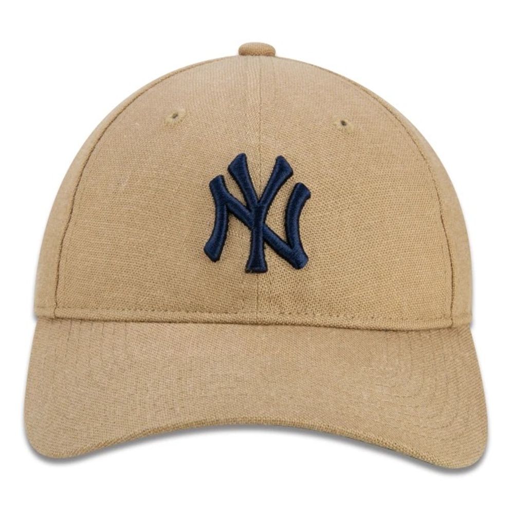 Bone-New-Era-9TWENTY-Strapback-MLB-New-York-Yankees-Vintage