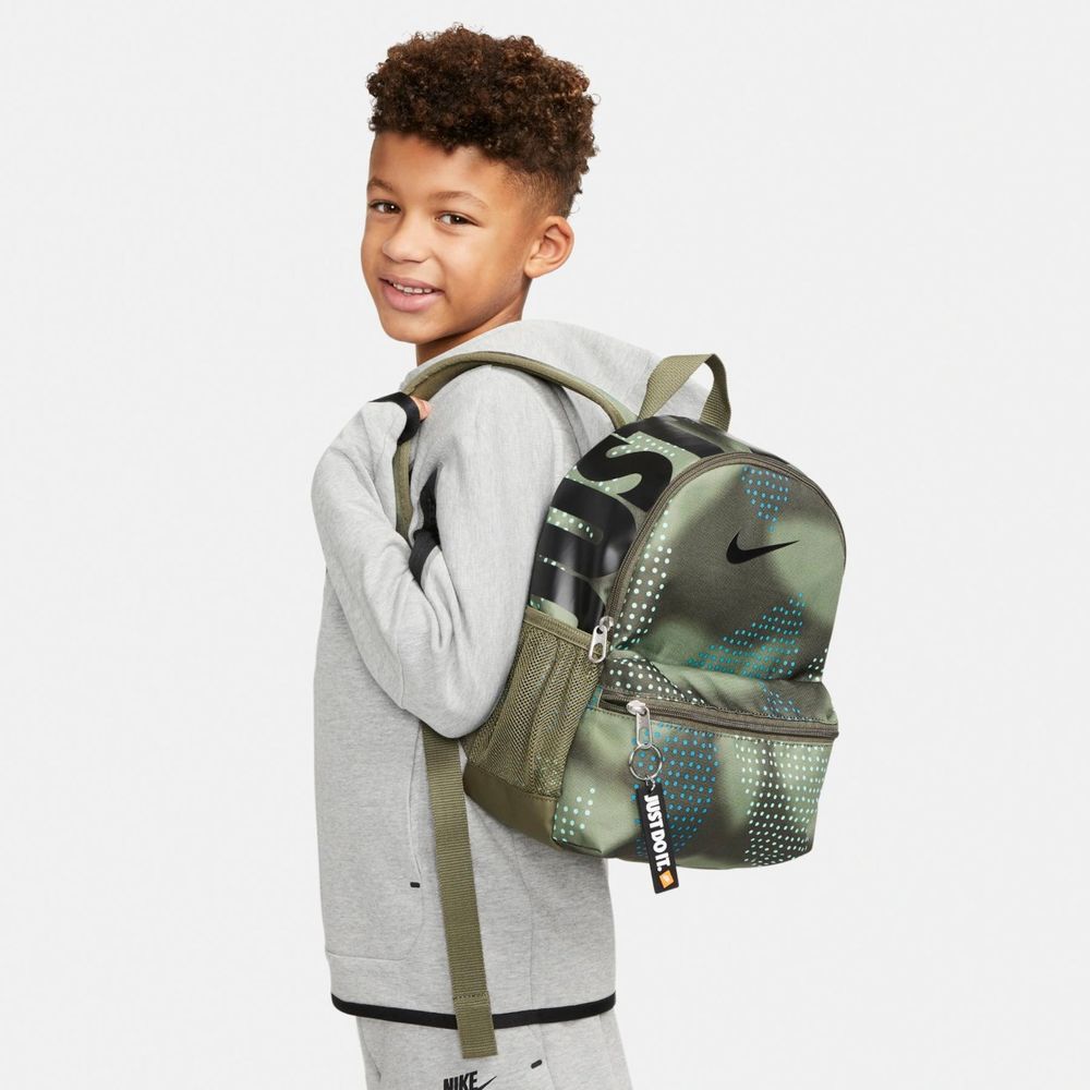 Mochila-Nike-Brasilia-JDI-Infantil