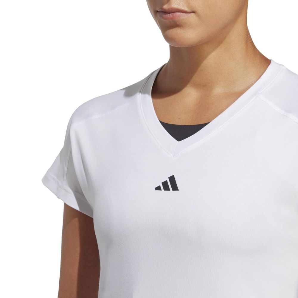 Camiseta-Adidas-Essentials-Minimalista-Feminina-