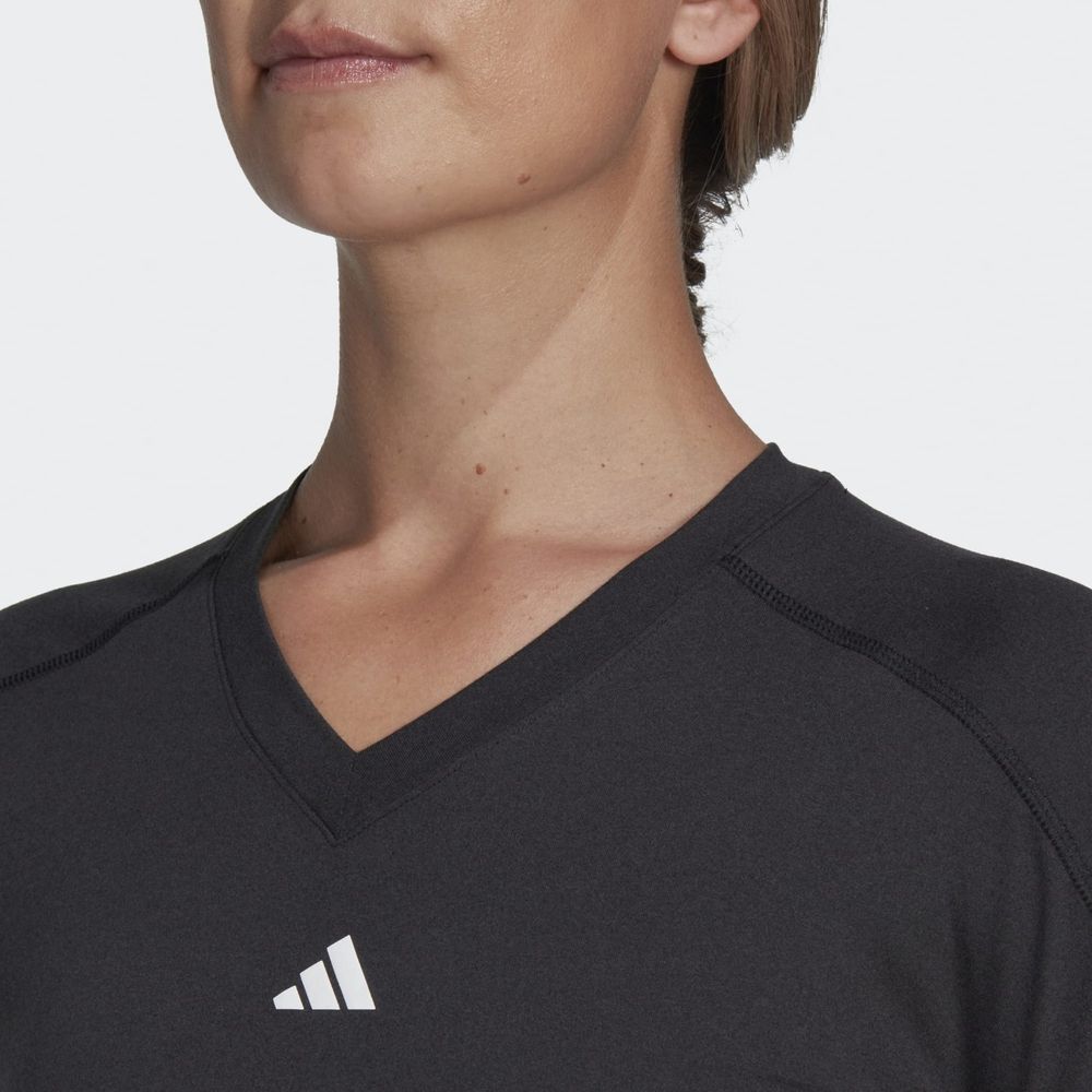 Camiseta-Adidas-Train-Essentials-Minimal-Branding-