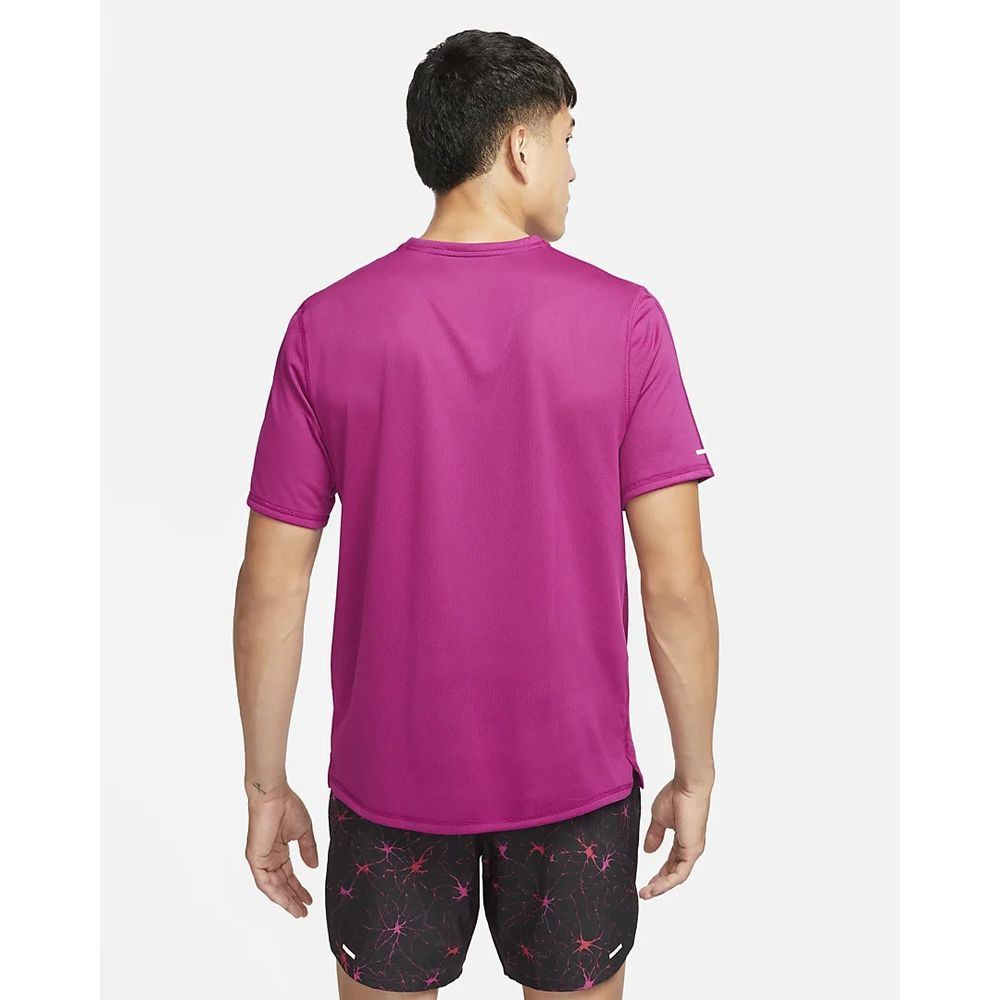 Camiseta-Nike-Dri-FIT-Miler-D.Y.E.-Masculina