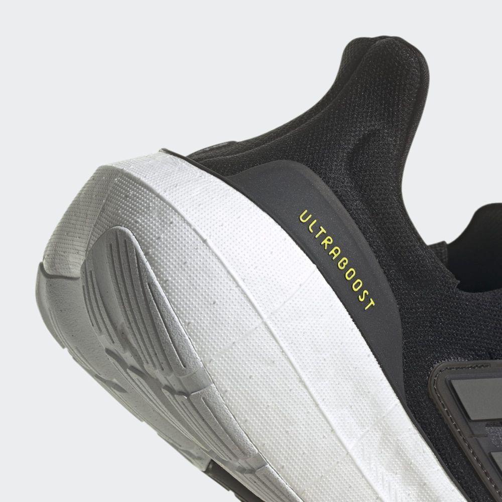 Tenis-Adidas-Ultraboost-Light-Masculino-