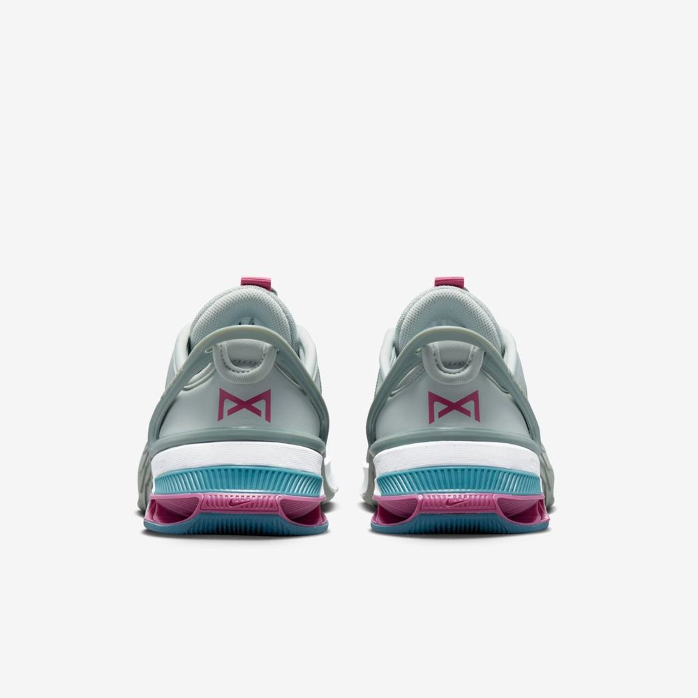 Tenis-Nike-Metcon-8-Flyease-Feminino