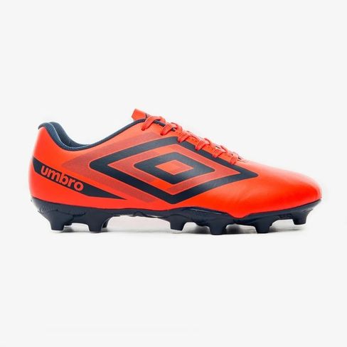 Chuteira-Umbro-Beat-Campo