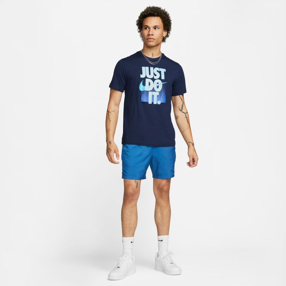 Camiseta-Nike-Sportswear-Masculina