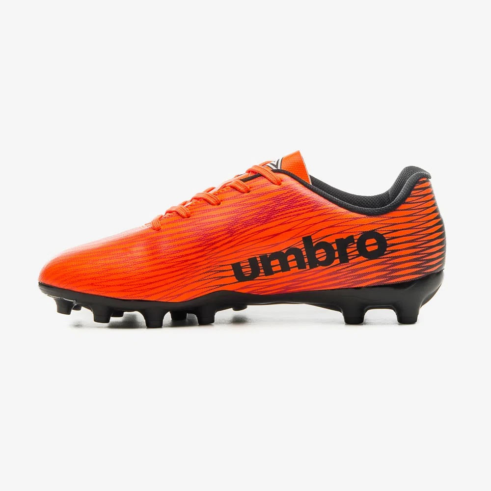 Chuteira-Umbro-Frame-Campo