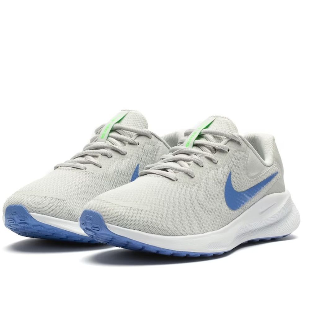 Tênis Nike Revolution 7  Feminino