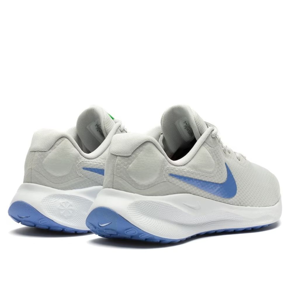 Tênis Nike Revolution 7  Feminino
