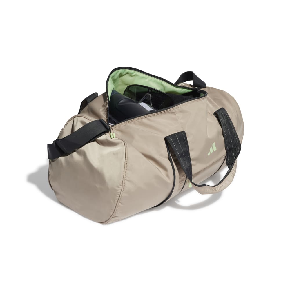 Mala-Adidas-Yoga-Duffel