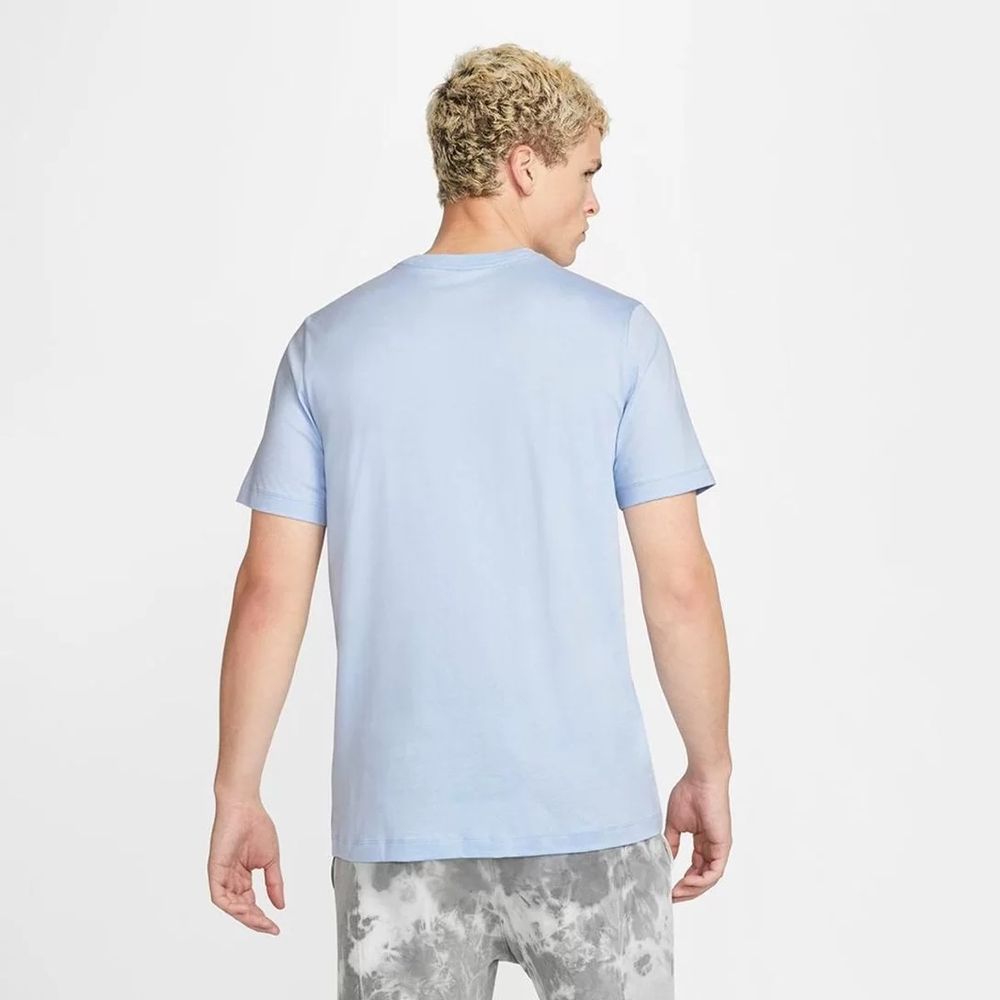 Camiseta Nike Sportswear Club Masculina
