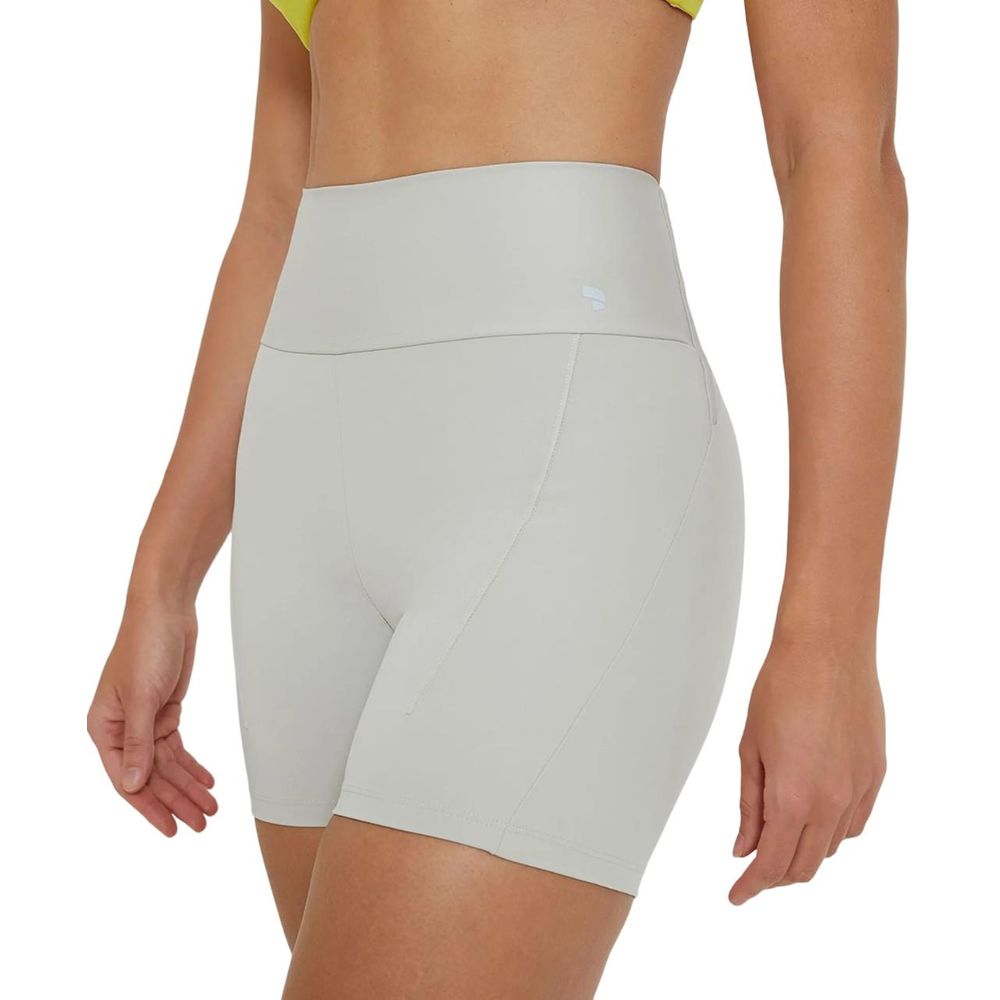 Bermuda-Alto-Giro-com-Bolso-Recorte Bermuda-Alto-Giro-com-Bolso-Recorte