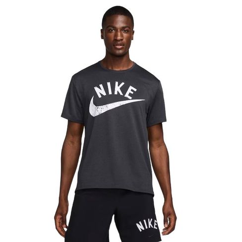 Camiseta-Nike-Dri-FIT-Mille
