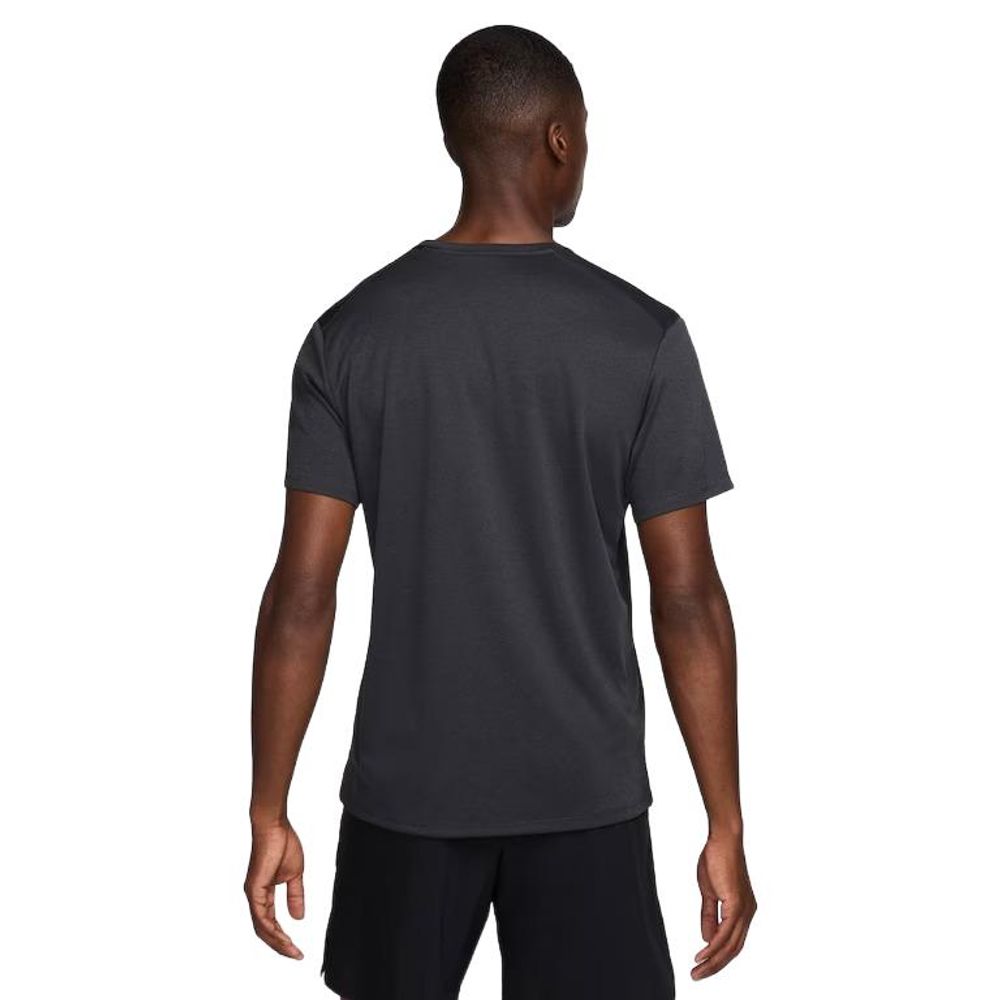 Camiseta-Nike-Dri-FIT-Mille