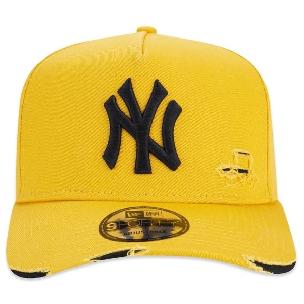Bone-New-Era-9FORTY-A-Frame-MLB-New-York-Yankees-Destroyed