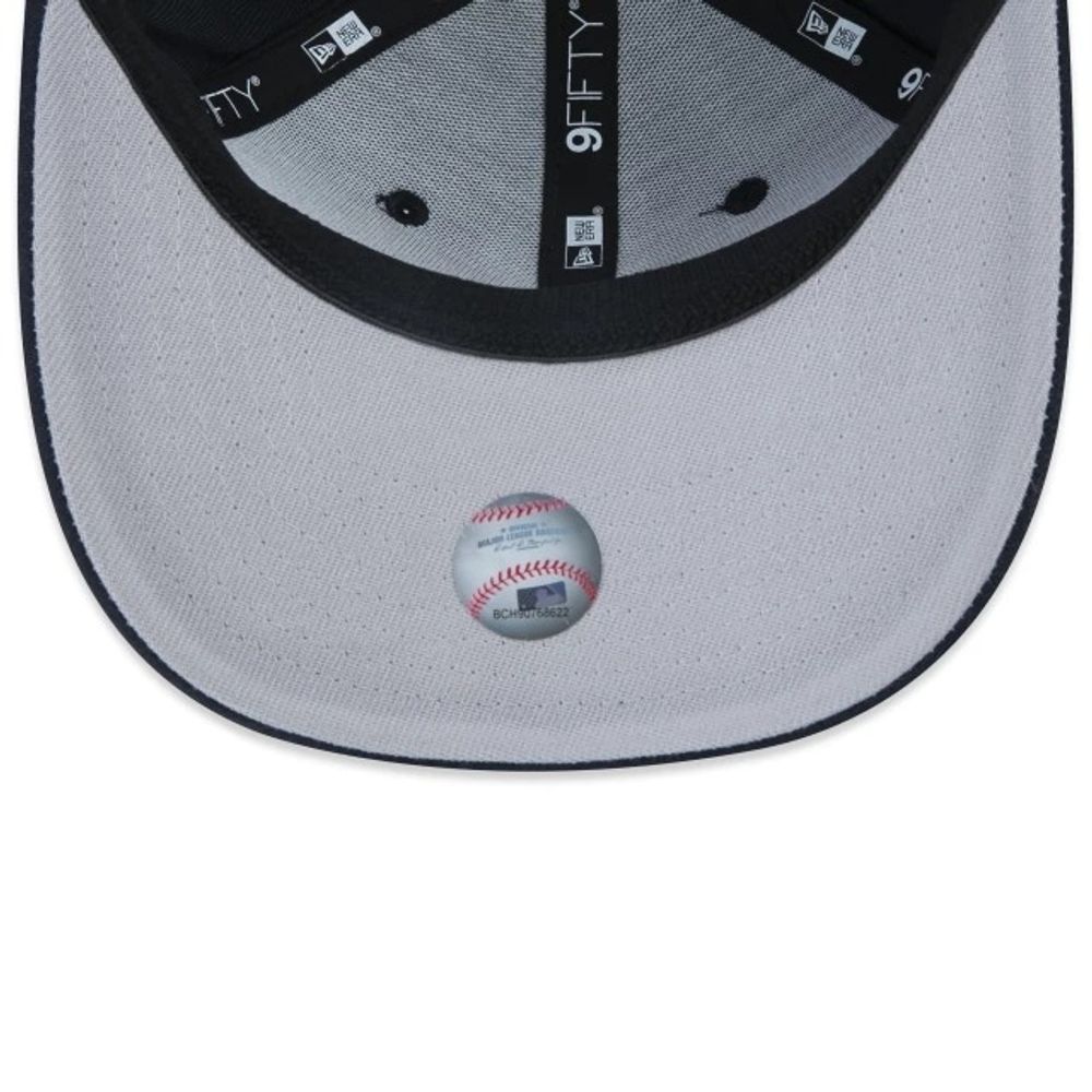 Bone-New-Era-9FIFTY-Strech-Snap-MLB-New-York-Yankees
