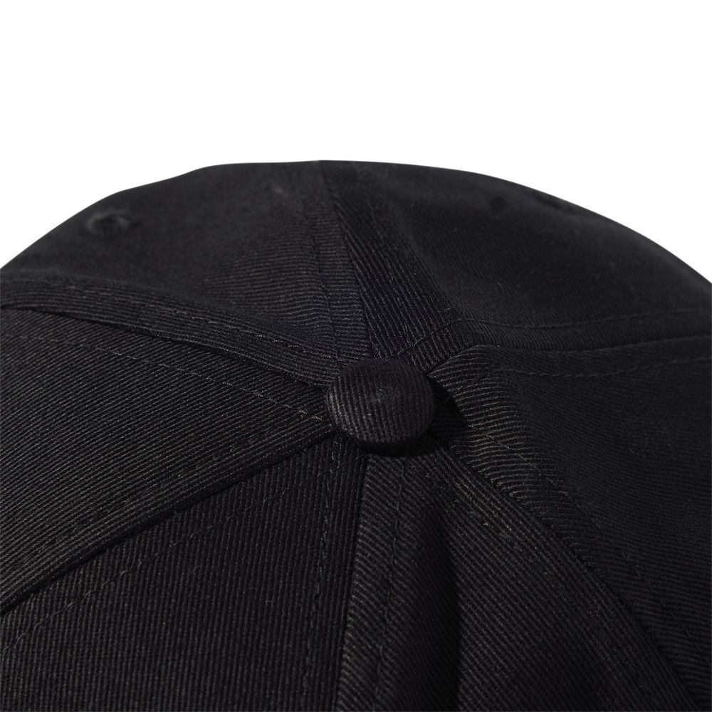 Bone-Adidas-Essential