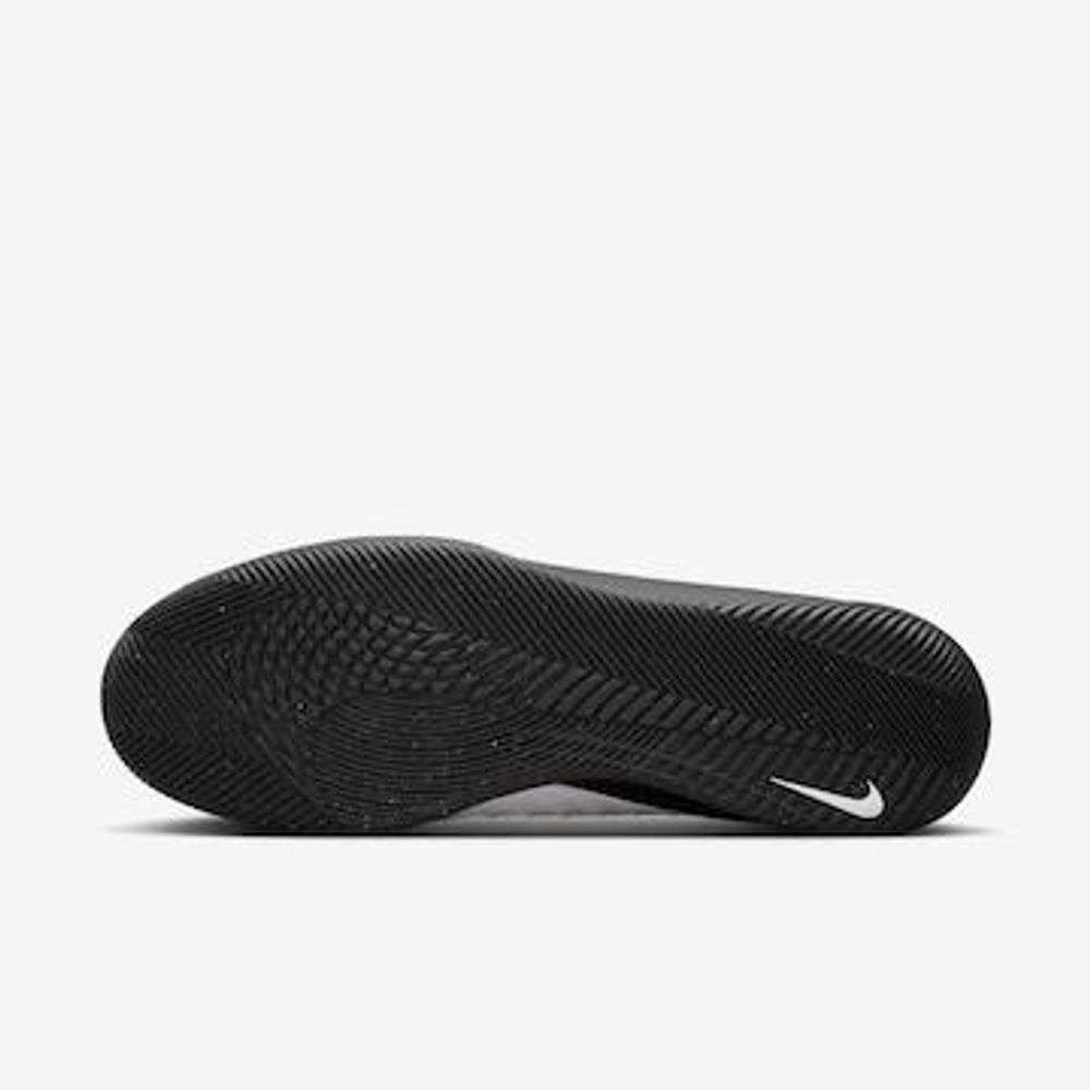 Chuteira-Nike-Phantom-GX-II-Club-Futsal