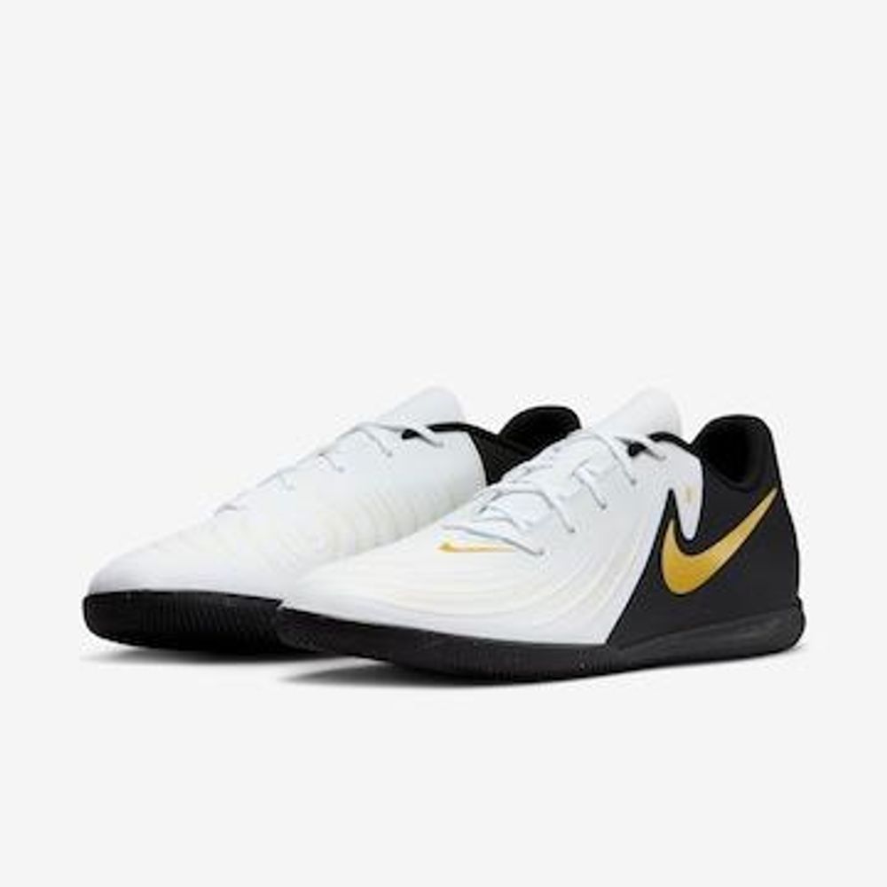 Chuteira-Nike-Phantom-GX-II-Club-Futsal