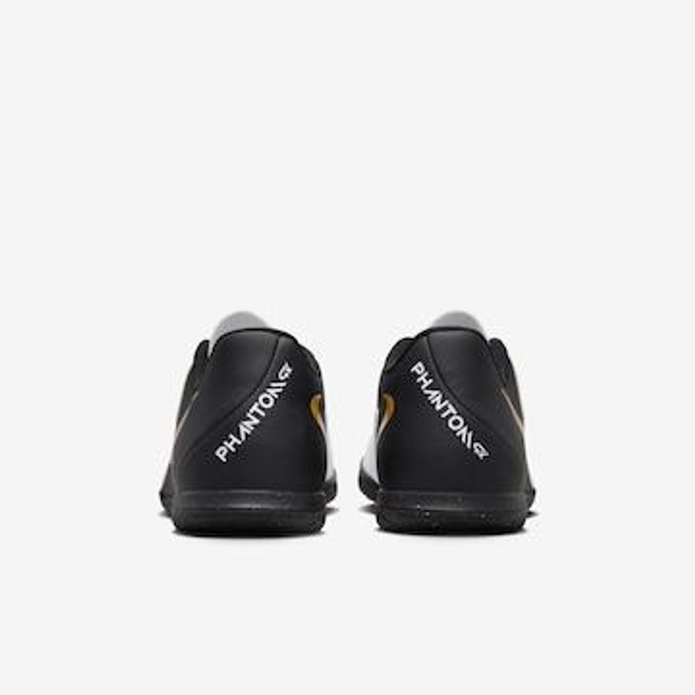 Chuteira-Nike-Phantom-GX-II-Club-Futsal
